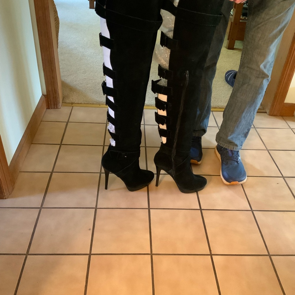 Colin Stuart Thigh High Suede Boots - Picture 4 of 10